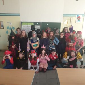 2023 Fasching in der Schule